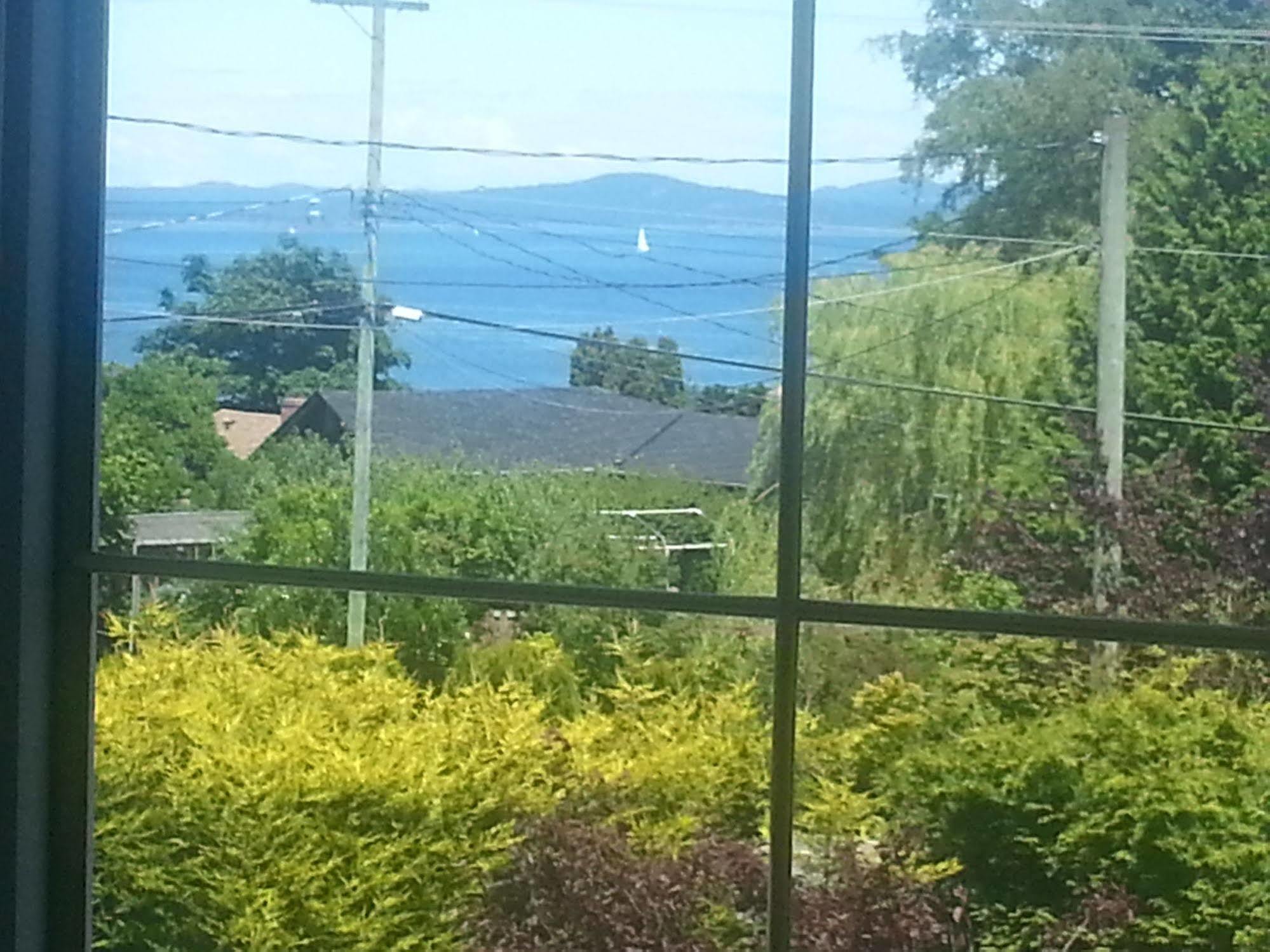 By The Sea Bnb, Sidney Victoria Bc ภายนอก รูปภาพ